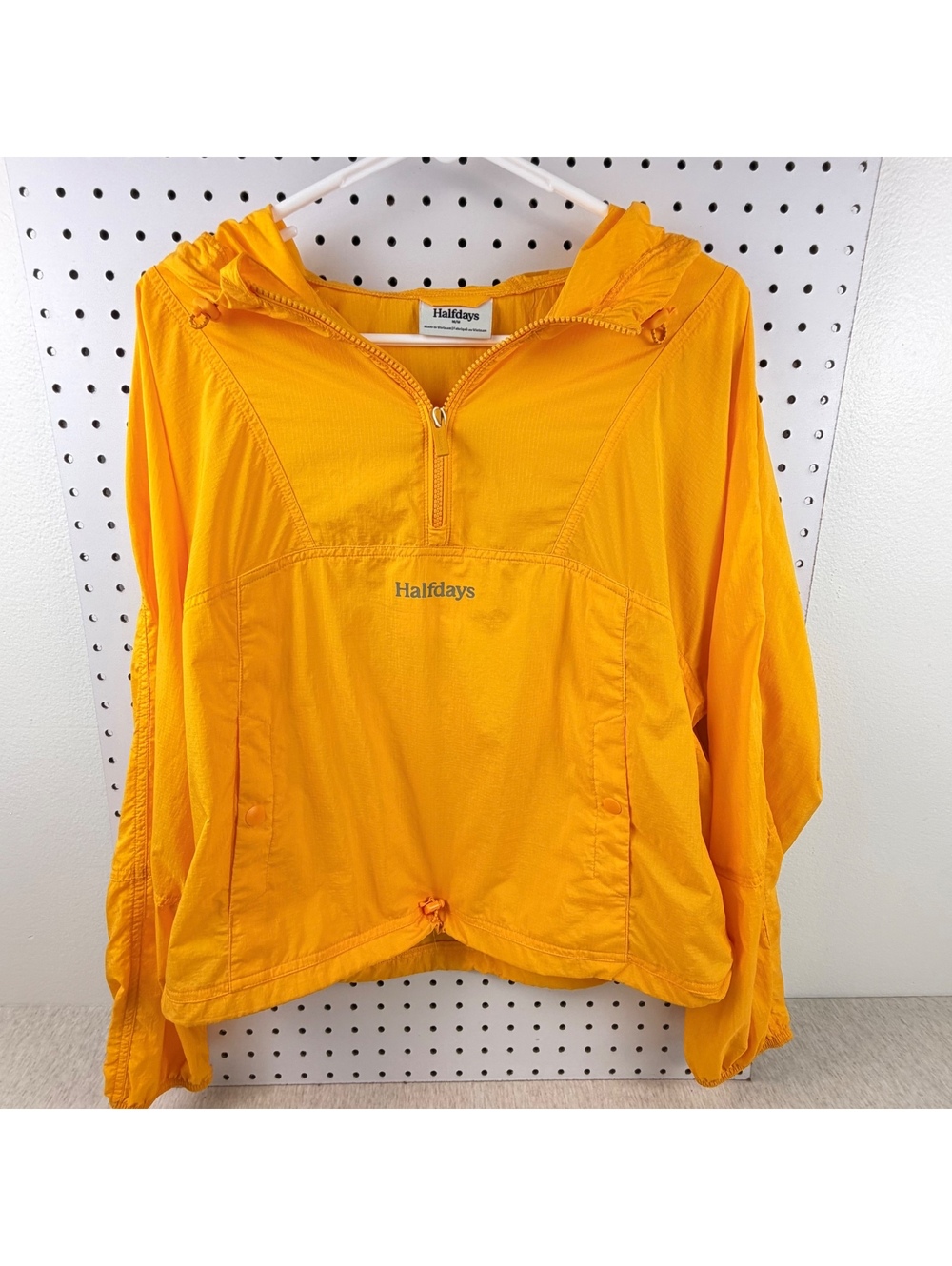 Halfdays Joyner Windbreaker Zinnia Women’s M NWT Orange Anorak